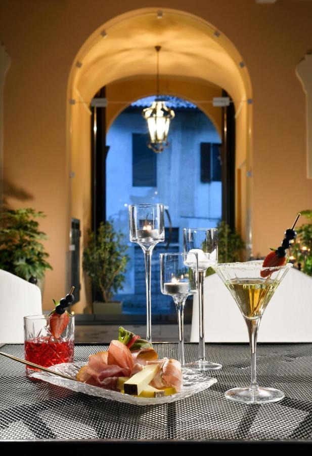 Villa Appiani Hotel Trezzo sullʼAdda Exterior foto